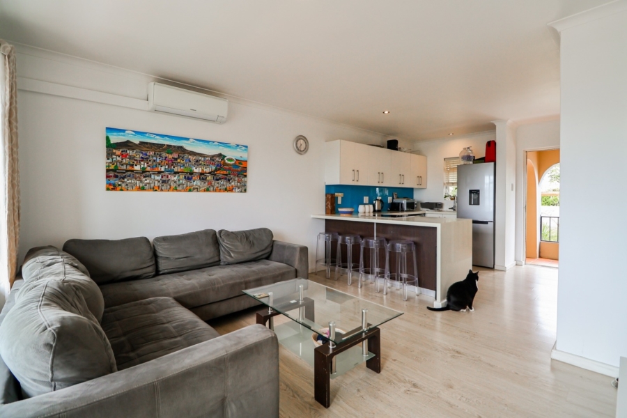 To Let 2 Bedroom Property for Rent in Old Place Western Cape